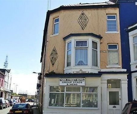 The Corner Hotel Blackpool Exterior foto