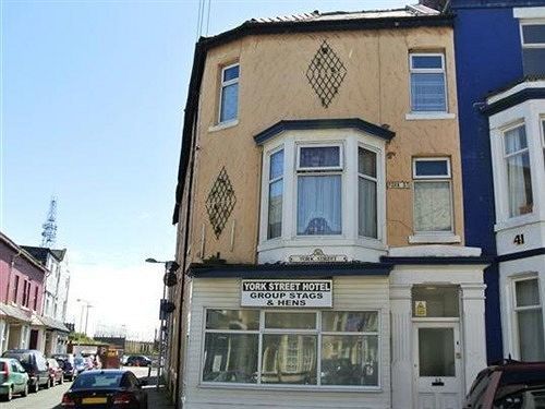 The Corner Hotel Blackpool Exterior foto